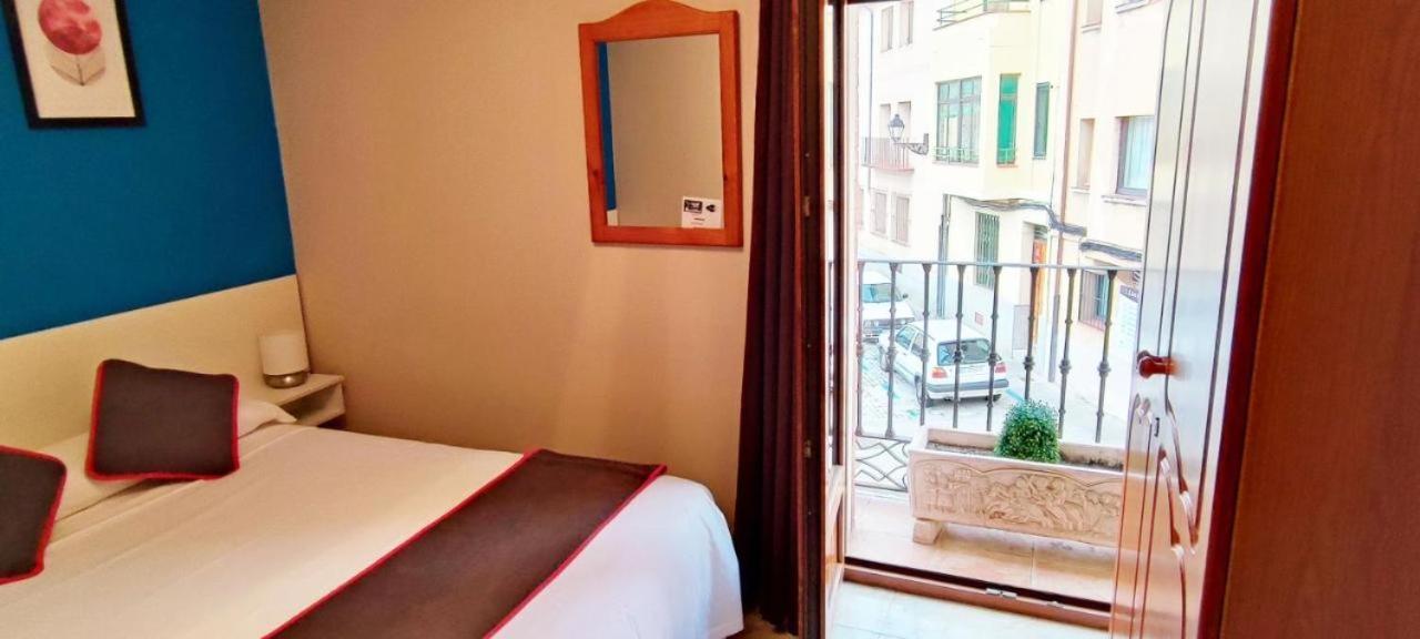 Double Room,1590463779:JPEG