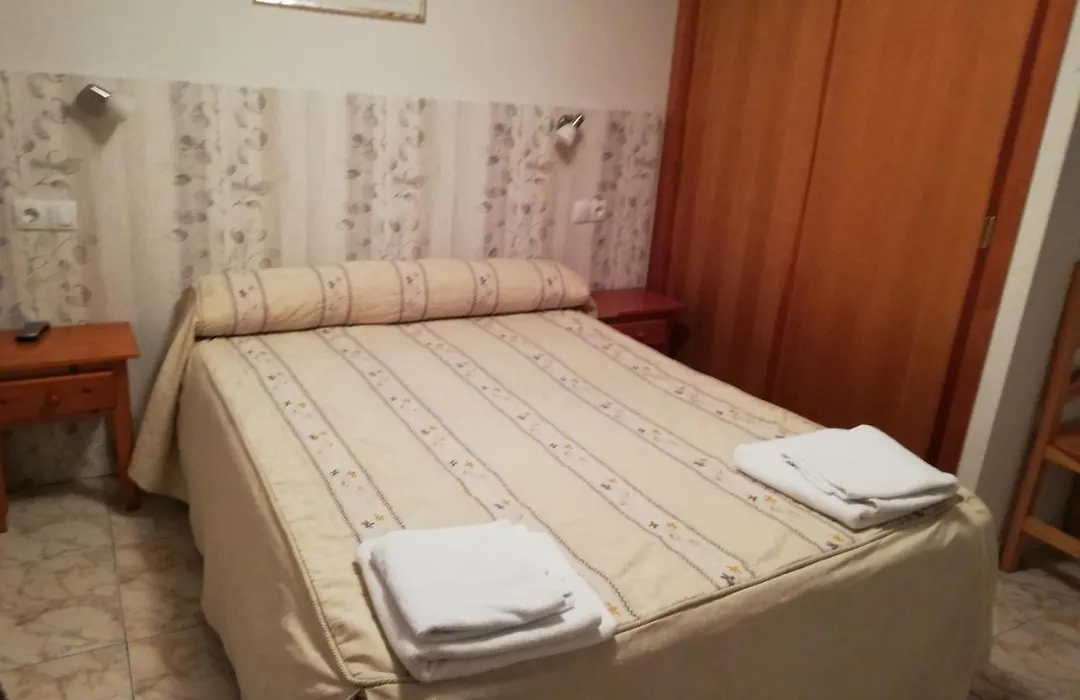 Hostal Residencia Taray-1